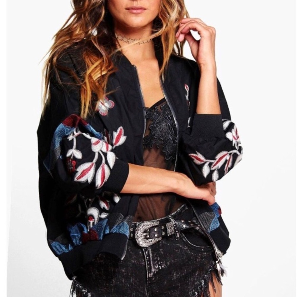 ✨Boutique✨ Rebecca Embroidered Bomber Jacket